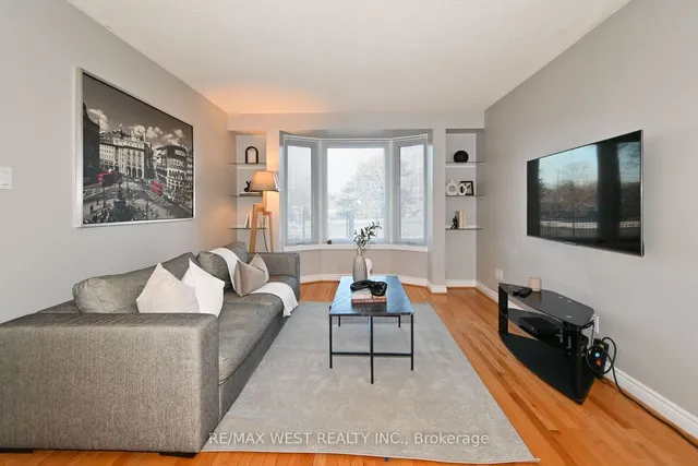 Additional image 22 of 45 Birchmount Rd Unit 10