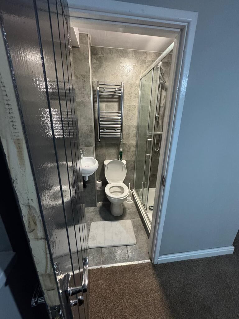 Additional image 5 of 2 Rooms available in Rednal, Bishop Close, B45 0LS