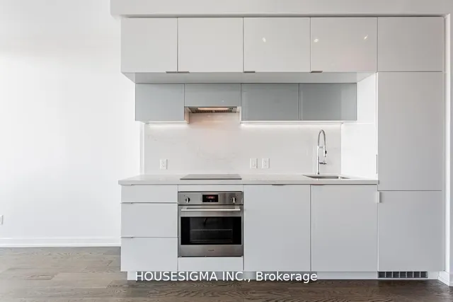 Additional image 21 of 185 Roehampton Ave Unit 3406