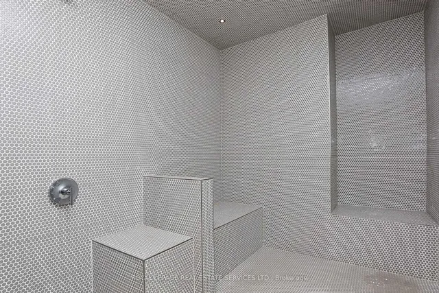 Additional image 37 of 30 Roehampton Ave Unit 413