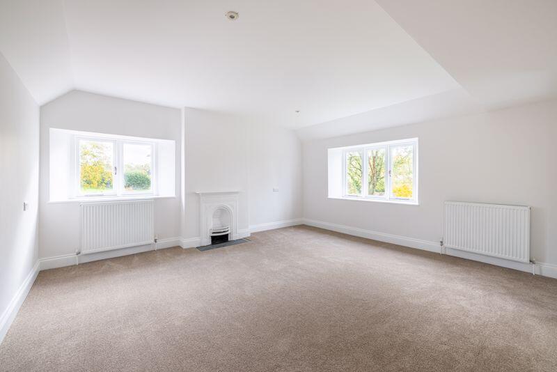 Additional image 16 of Newly renovated four bed family property