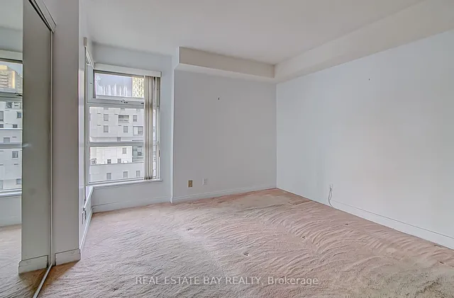 Additional image 18 of 50 Lombard St Unit 1005