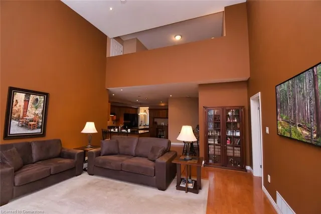 Additional image 19 of 182 Valridge Dr