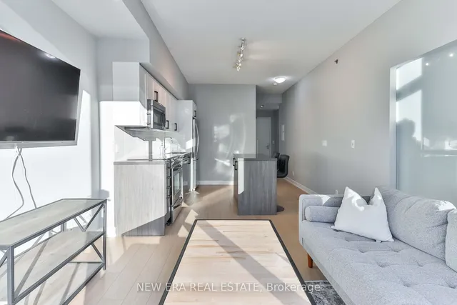 Additional image 10 of 21 Nelson St Unit 922