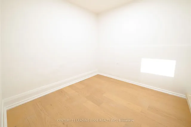 Additional image 17 of 1555 Kingston Rd