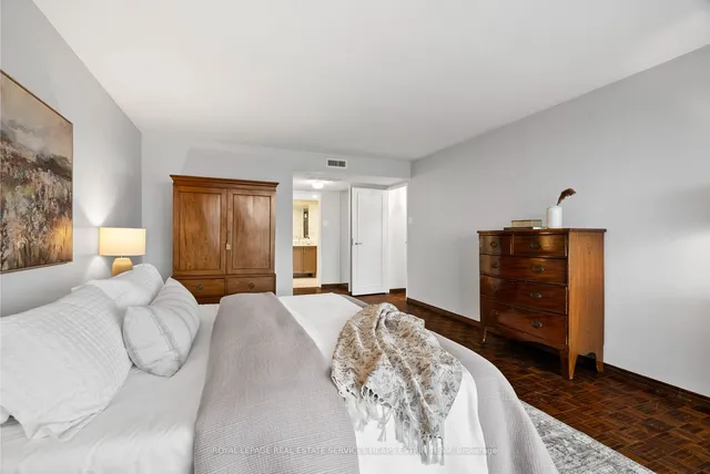 Additional image 22 of 61 St. Clair Ave Unit 1208