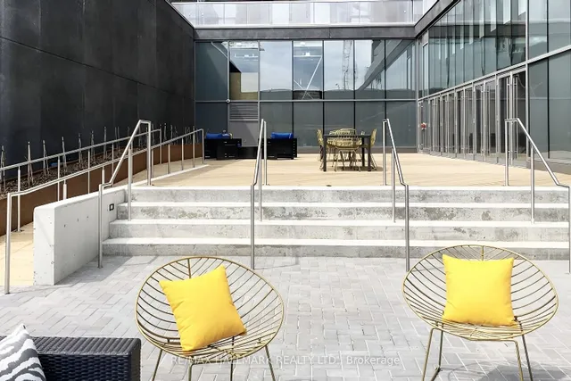 Additional image 31 of 160 Flemington Rd Unit 413