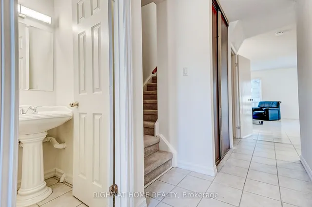 Additional image 12 of 28 Torrance Rd