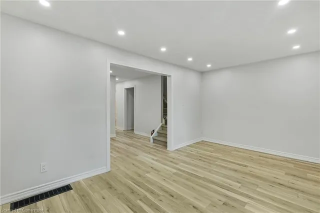 Additional image 12 of 1420 Garth St Unit 5