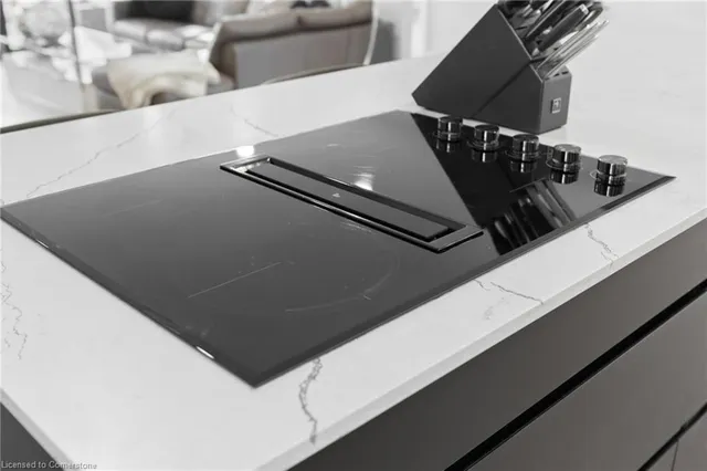 Additional image 10 of 17 Clearview Dr