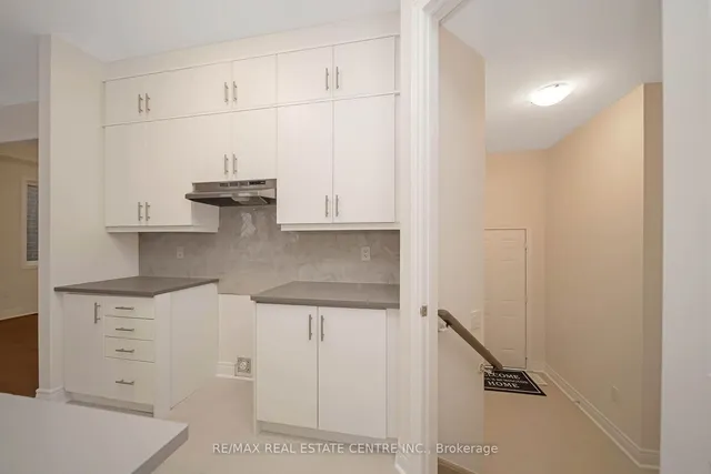 Additional image 14 of 3 Kessler Dr