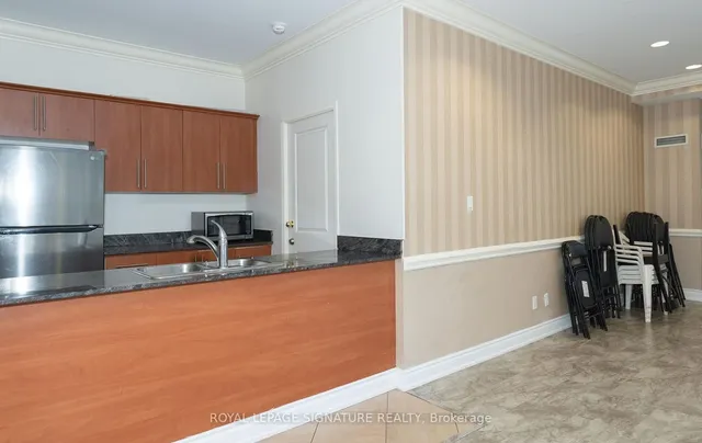 Additional image 36 of 6 Rosebank Dr Unit 10H