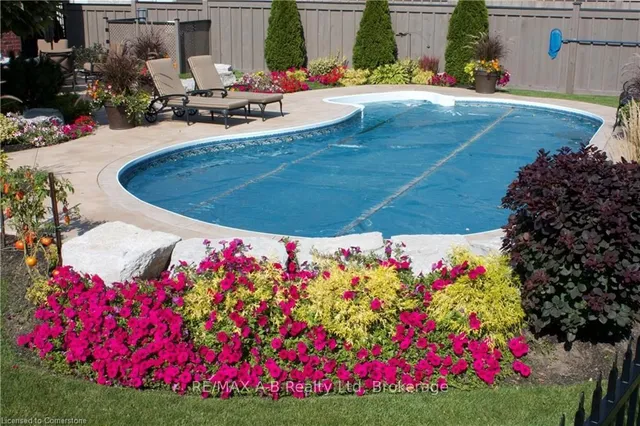 Additional image 5 of 252 Edgewater Cres