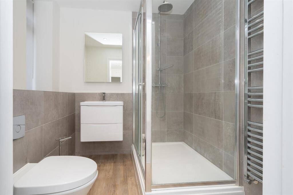 Additional image 8 of Arden Grove, Harpenden