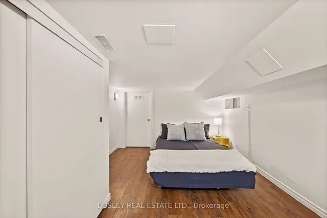 Additional image 34 of 103 Manning Ave