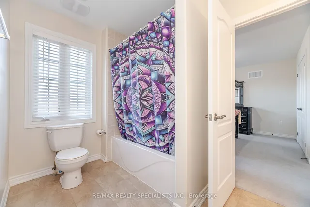 Additional image 29 of 201 Eight Ave