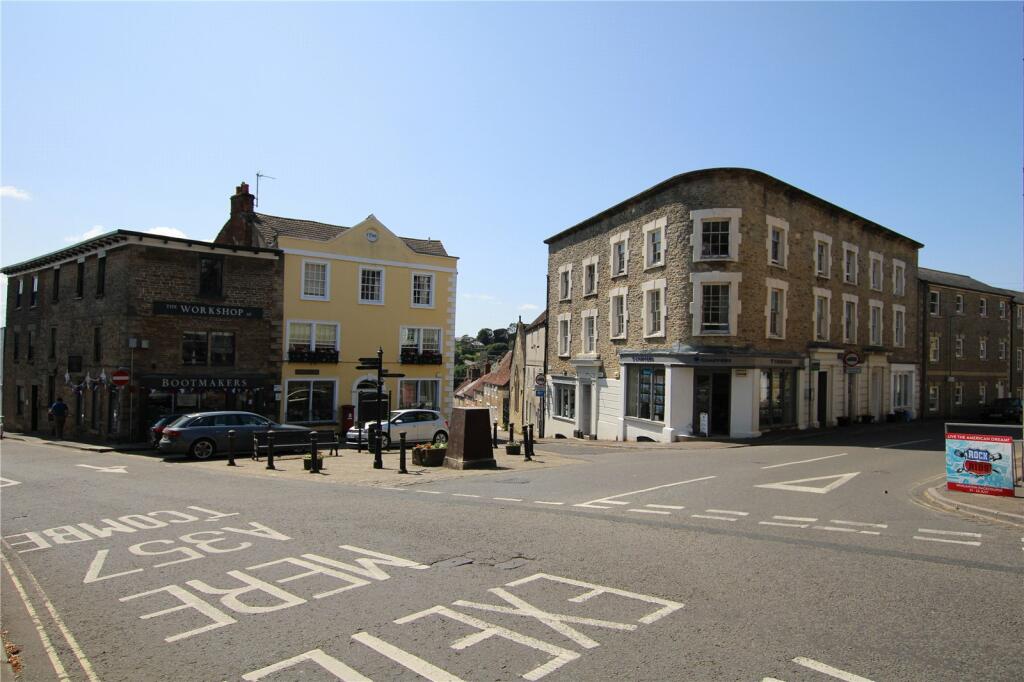 Additional image 11 of 7/8 Market Place, Wincanton, Somerset, BA9