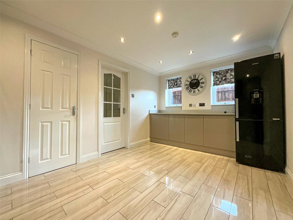 Additional image 3 of Sandown, Amington, Tamworth, Staffordshire, B77