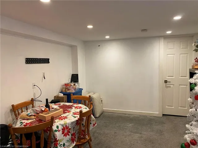 Additional image 12 of 33 Brucedale Ave