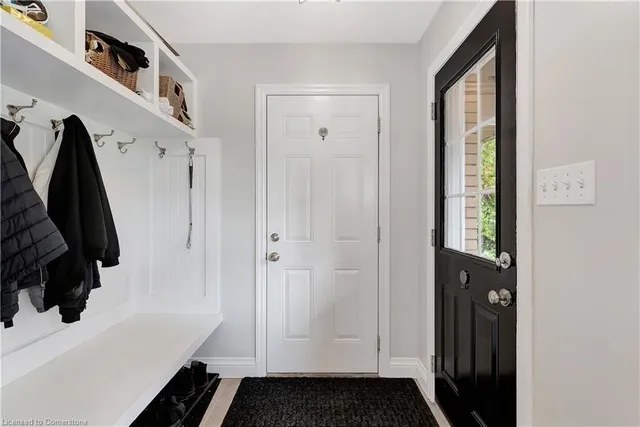 Additional image 15 of 806 Westmount Rd