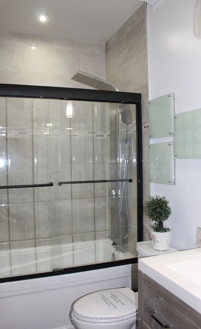 Additional image 9 of 2351 Kennedy Rd Unit 126