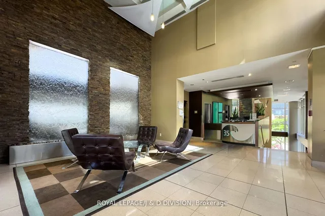 Additional image 24 of 35 Mariner Terr Unit 3702