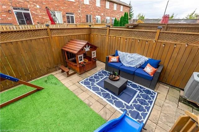 Additional image 44 of 45 Seabreeze Cres Unit 10