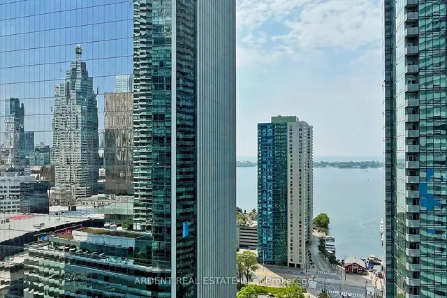 Additional image 31 of 14 York St Unit 2401