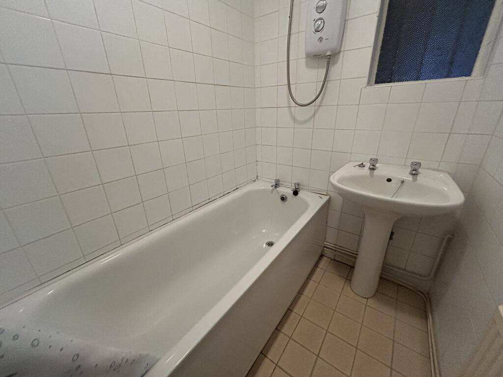 Additional image 7 of Flat 1, Walmley Court, 10 Walmley Close, Sutton Coldfield B76 1NQ