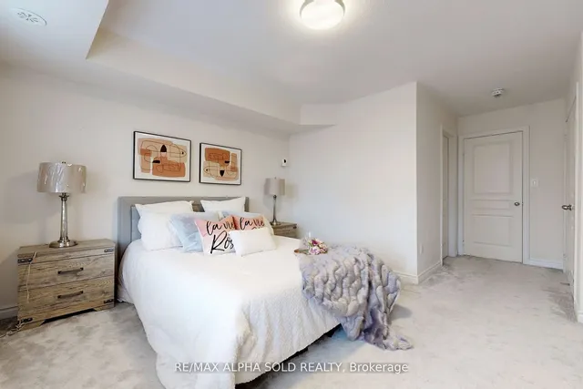 Additional image 23 of 3 Eaton Park Lane Unit 5