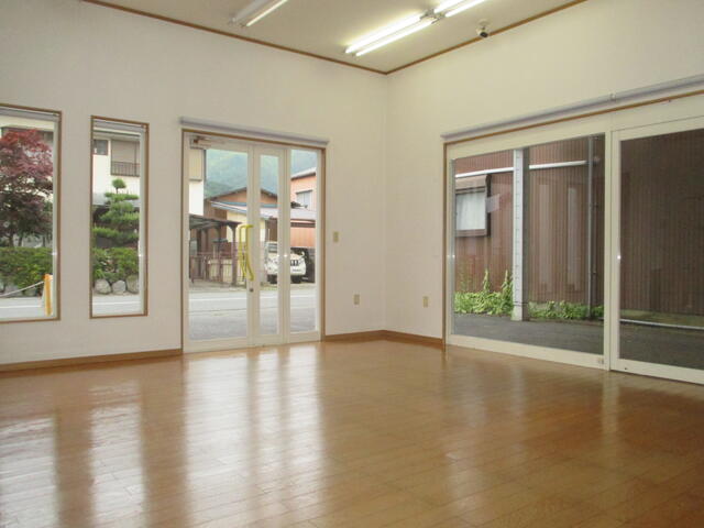 Additional image 3 of Southern part of Nanbu Town, Minamikoma District, Yamanashi Prefecture