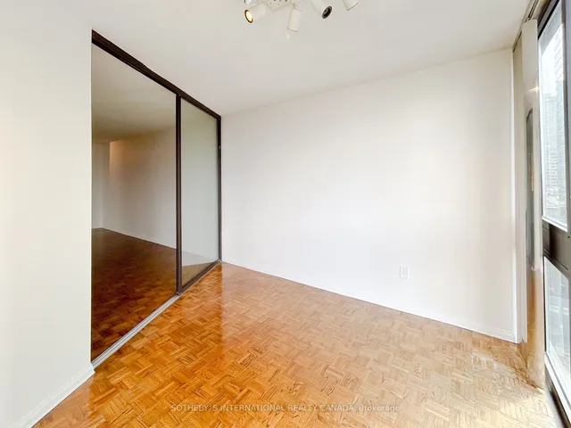 Additional image 10 of 15 McMurrich St Unit 1202