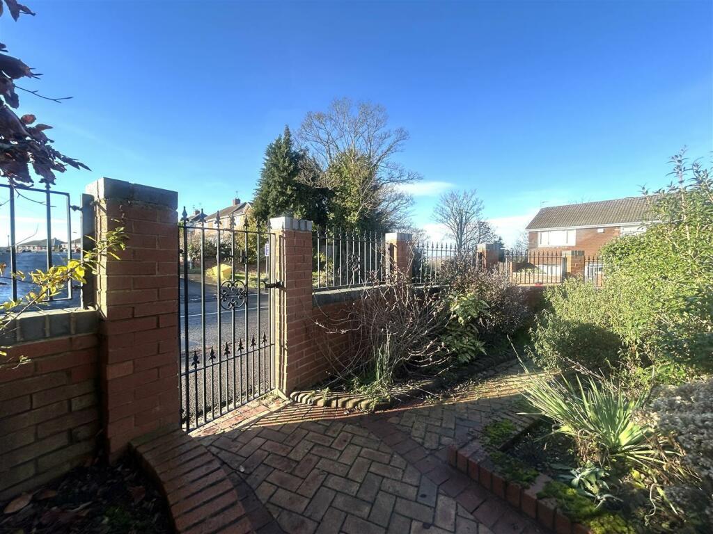 Additional image 21 of Fairmile Road, Halesowen