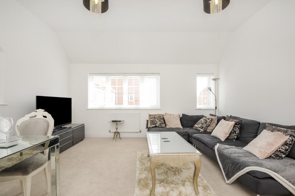 Additional image 4 of Mortimer Crescent Kings Park AL3