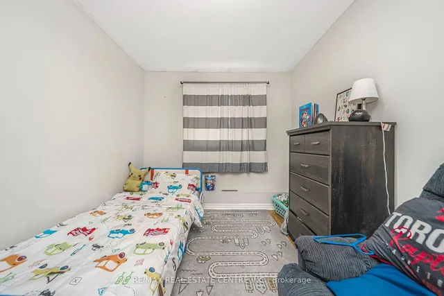 Additional image 24 of 27 Vodden Crt