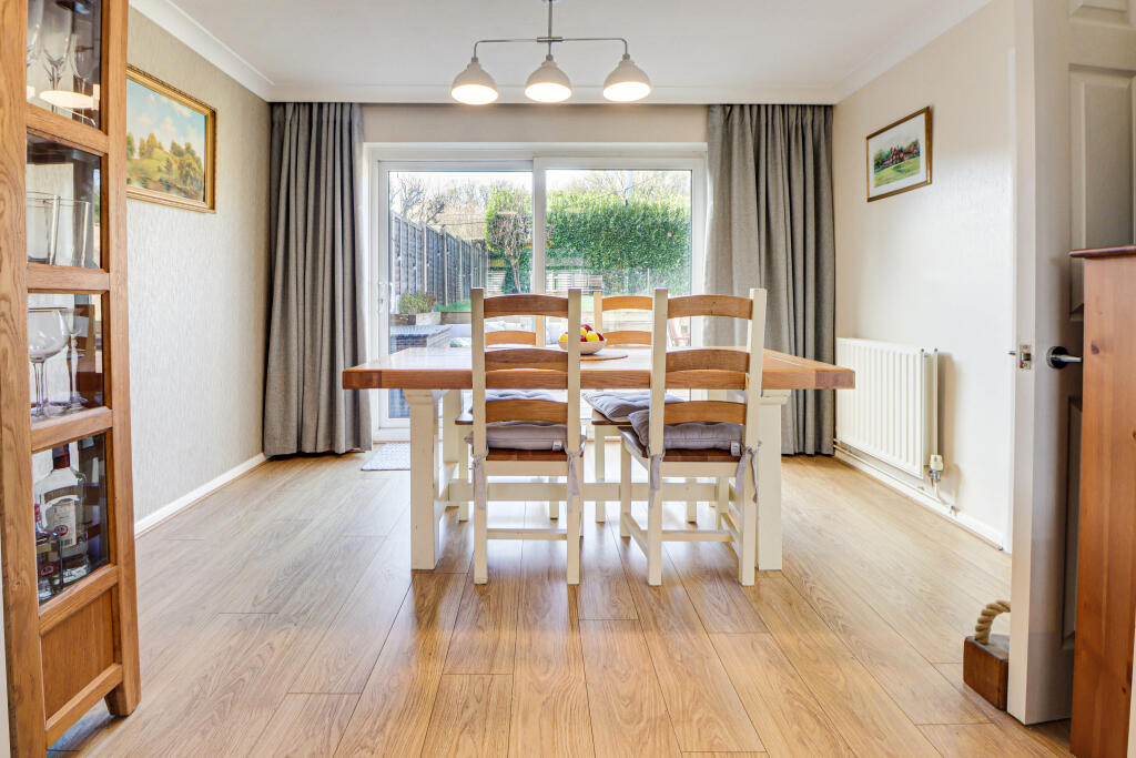 Additional image 8 of Springfield Crescent, Harpenden, Hertfordshire, AL5