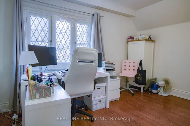 Additional image 21 of 129 Imperial St