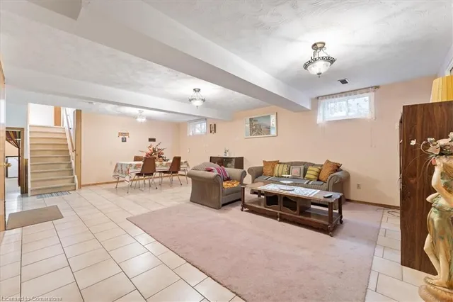 Additional image 39 of 17 Colgate Crt