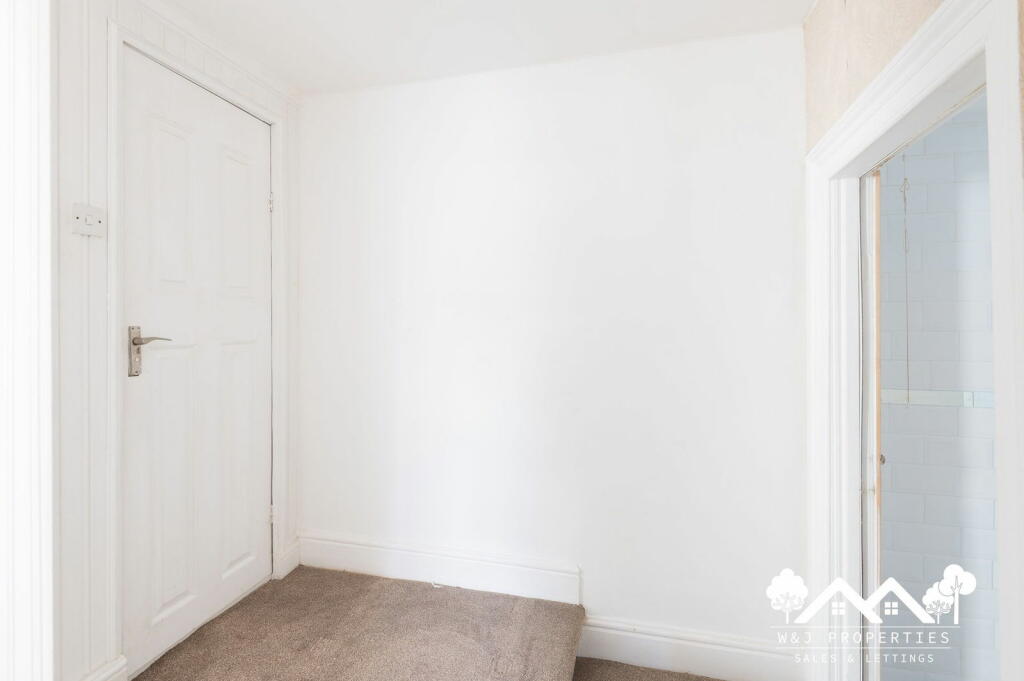 Additional image 22 of Blackburn Road, Darwen, BB3