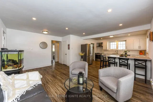 Additional image 3 of 208 Riverplace Cres