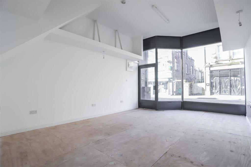 Additional image 10 of 50 Deardengate