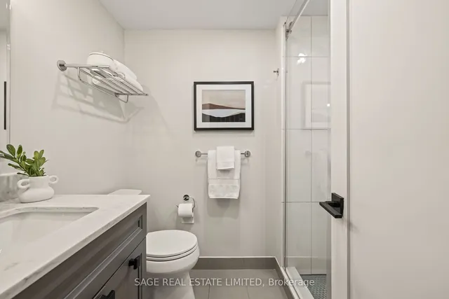 Additional image 18 of 113 The Queensway Unit TH62