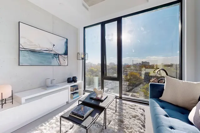 Additional image 4 of 195 McCaul St Unit 723