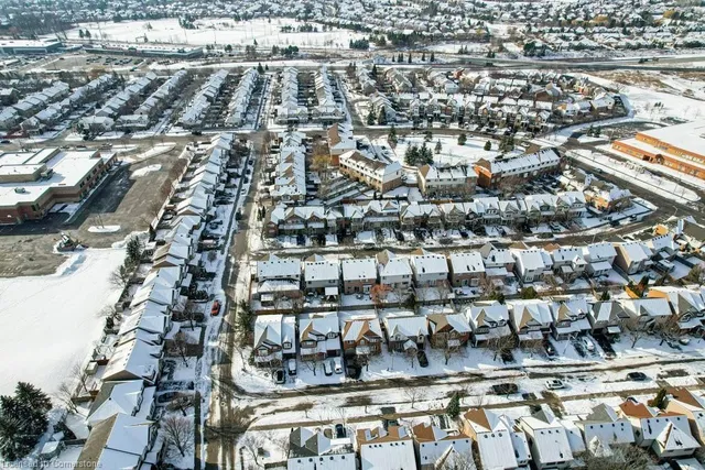 Additional image 48 of 2204 Shadetree Ave