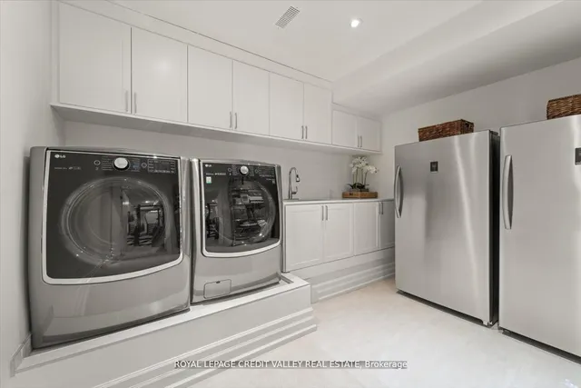 Additional image 35 of 128 Laurel Ave