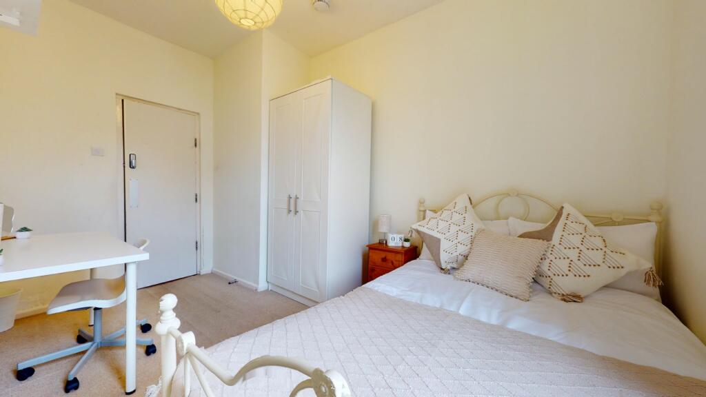 Additional image 18 of 60 Gillott Road B16 0EZ