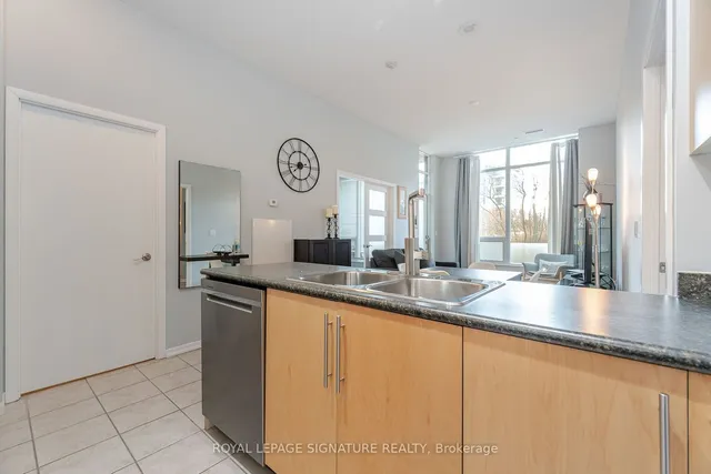 Additional image 5 of 231 Fort York Blvd Unit 122