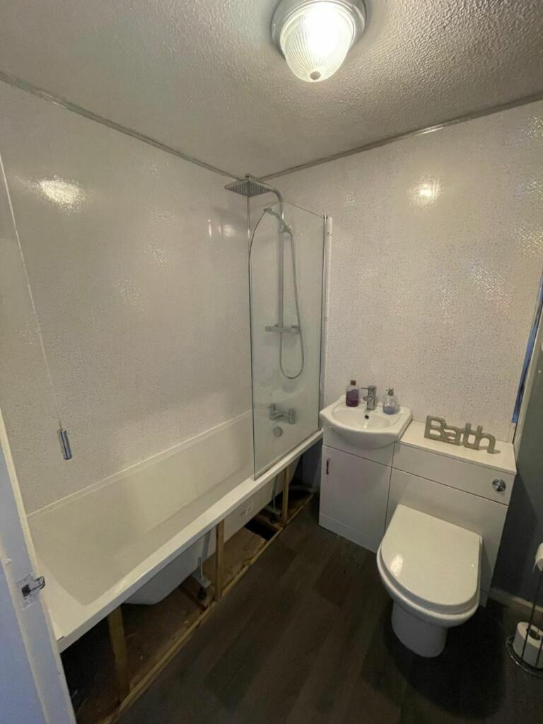 Additional image 4 of Windsor Road, Halesowen, B63 4BE