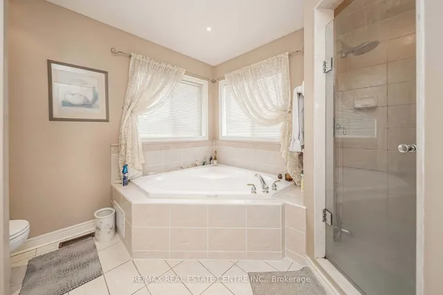 Additional image 24 of 733 Macbeth Hts