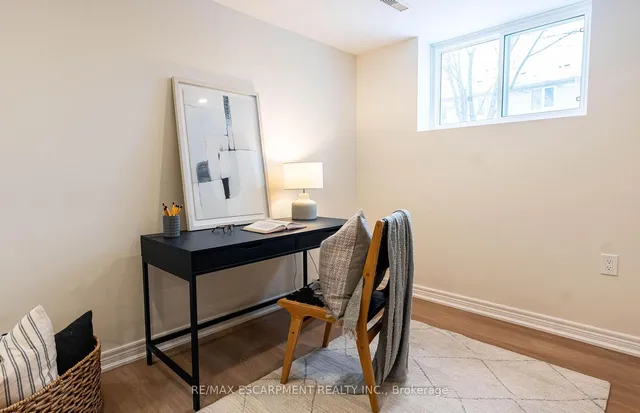 Additional image 25 of 29 Featherwood Cres